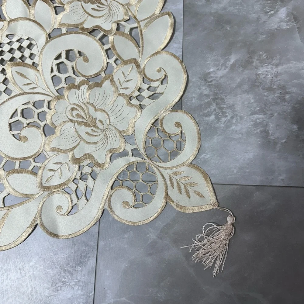 Table Runner Dresser Cover Place Mat Embroidered Luxury Cutwork Roses